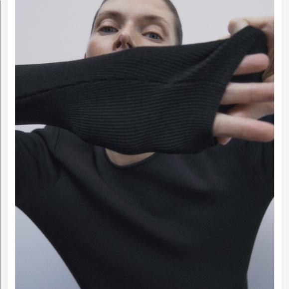 Zara - Knit Shoulder Pad Sweater - Picture 3 of 4